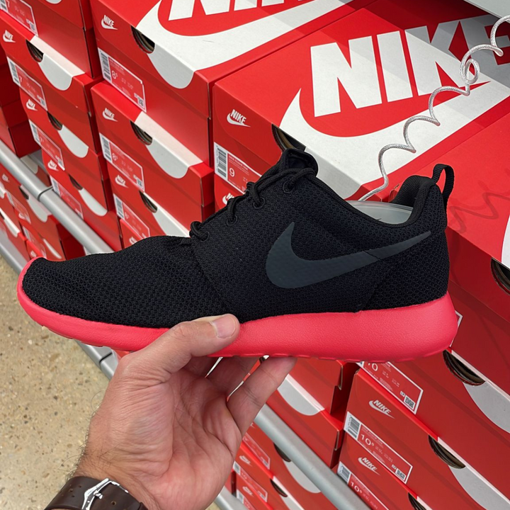 Roshe one Black