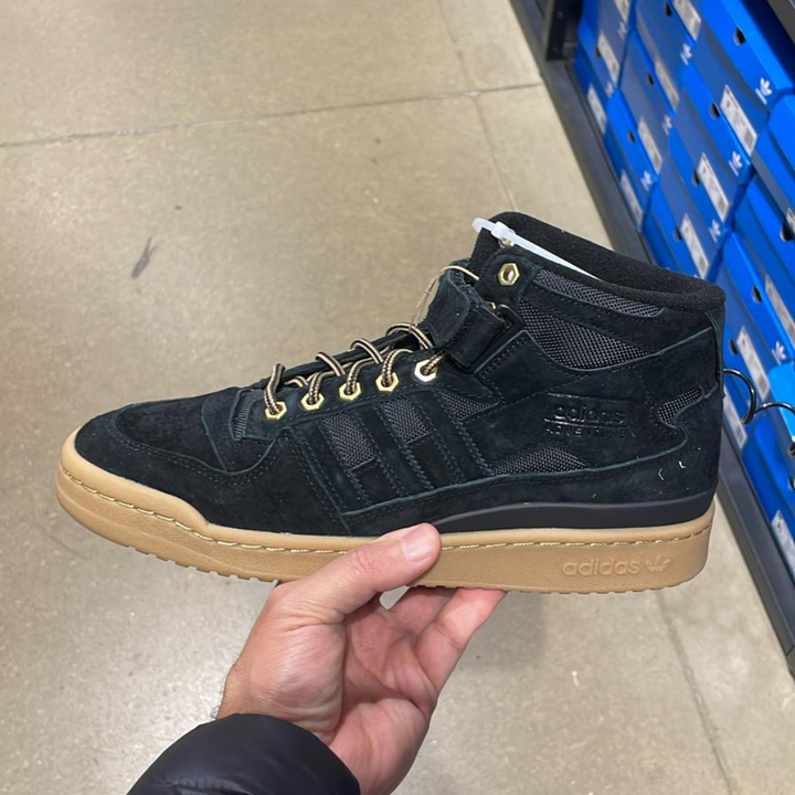 Forum Mid Sneakers Black