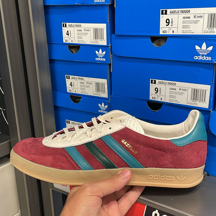 Gazelle Red