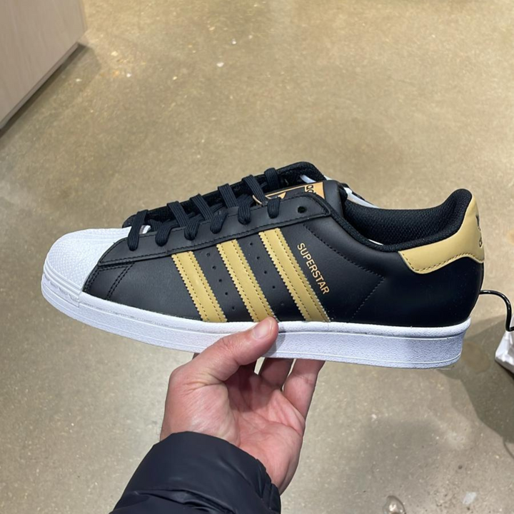 Superstar J Gv6622 Sneakers Black / Gold