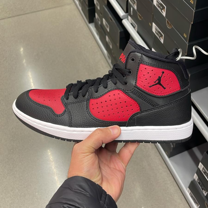 Jordan Access Black / Red