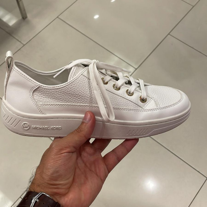 Sneakers White