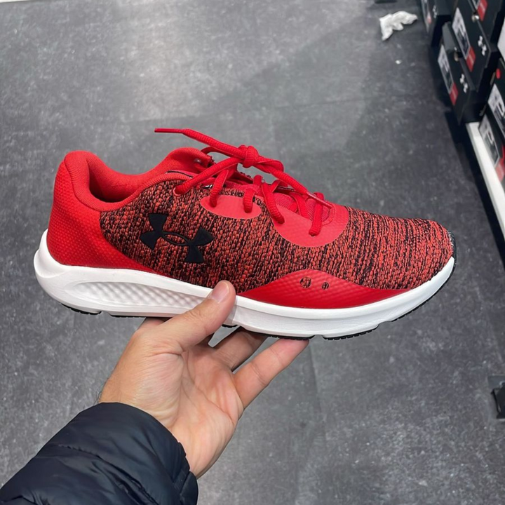 Charged Pursuit 3 Twist Red
