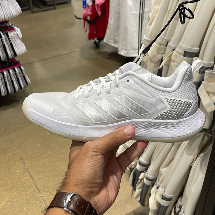 Defiant Speed Silve / White