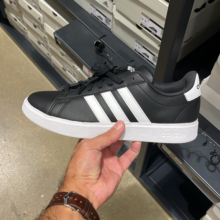 Grand Court 2.0 Black