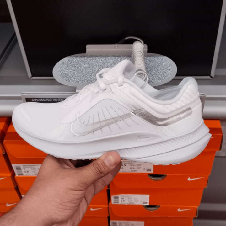 Quest 5 White