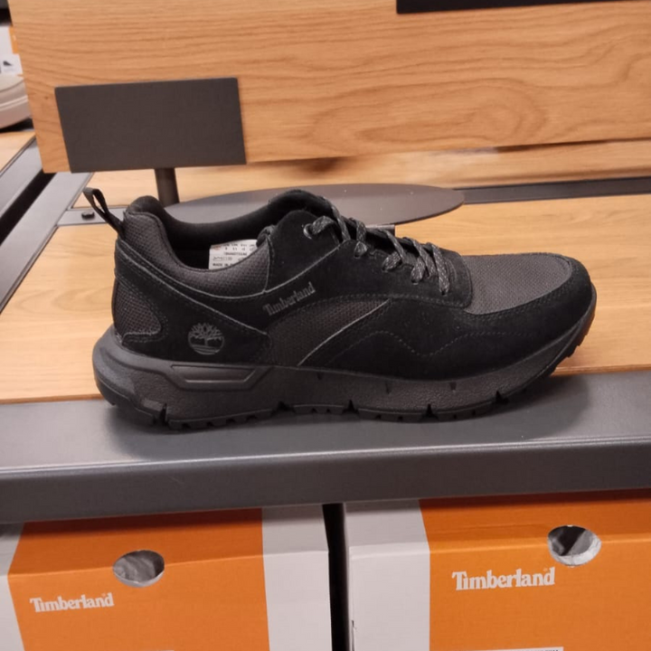 Voyager Park Low Lace-Up Sneaker - Black