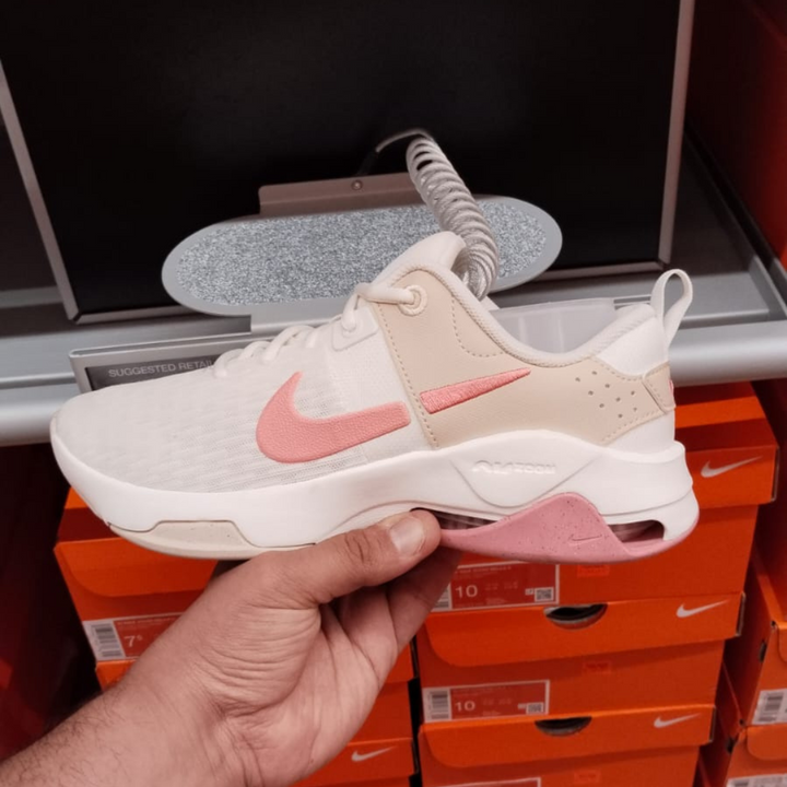 Zoom Bella 6