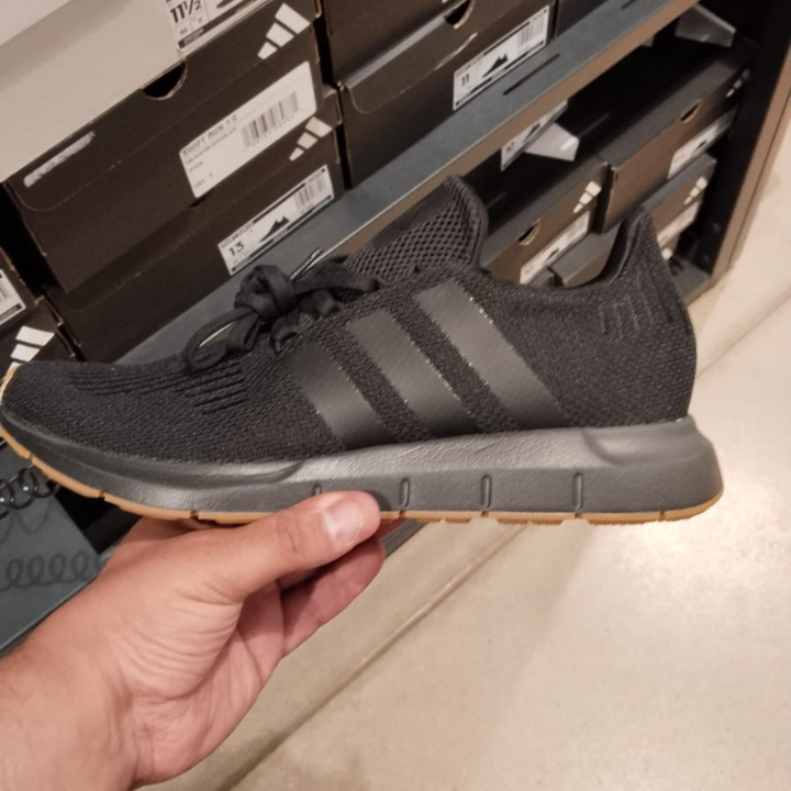 Swift Run - Black