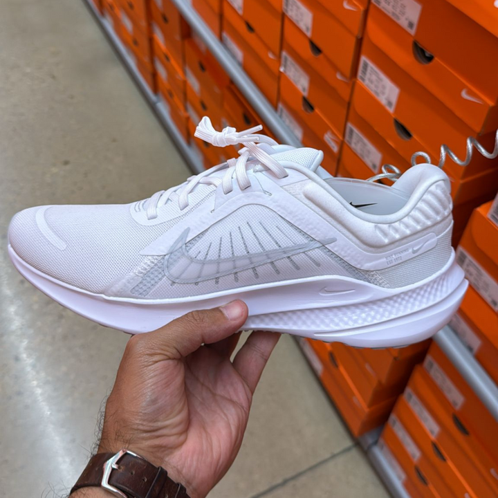 Quest 5 White